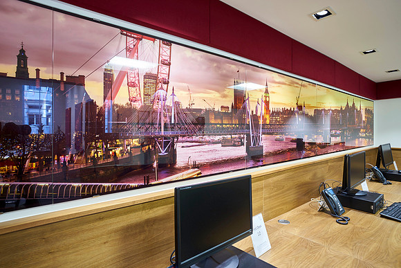 PhotoGlassWorks Front Lit, Hot Desking and Offices, 6 x 0.8m   Savoy Place, London