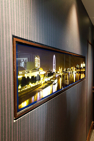 PhotoGlassWorks Back Lit, 2.5m x 0.5m, Mornington Hotel, London