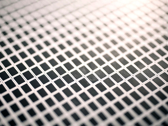 V7BG18  Screen Printed Ceramic Capacitor Manufacturing